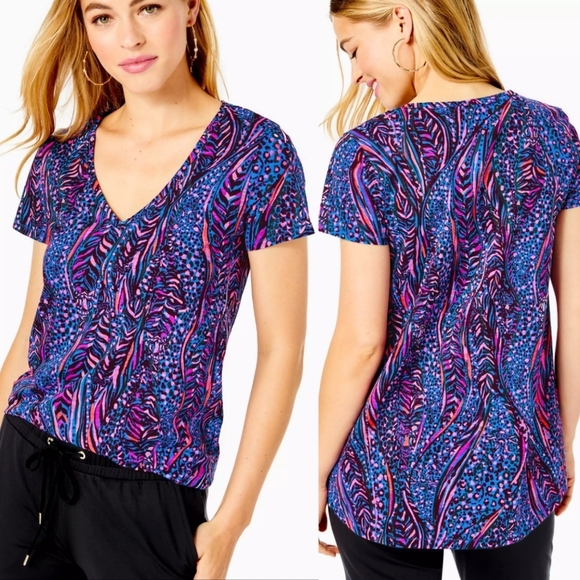 Lilly Pulitzer Etta V-Neck Top Blue Flare Always Pawsitive size XS​ - Picture 1 of 10